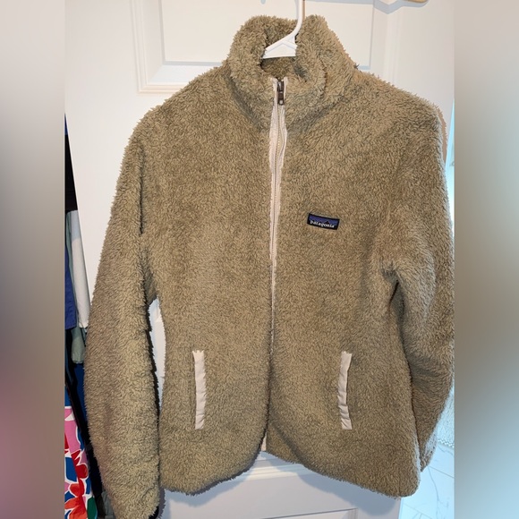 Patagonia Jackets & Blazers - Patagonia Cream Fleece Jacket